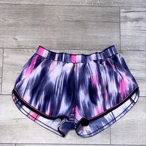 Lululemon shorts size 4